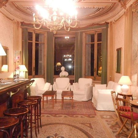 Hotel Aiglon 芒通 外观 照片