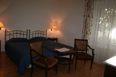 Hotel Aiglon 芒通 客房 照片